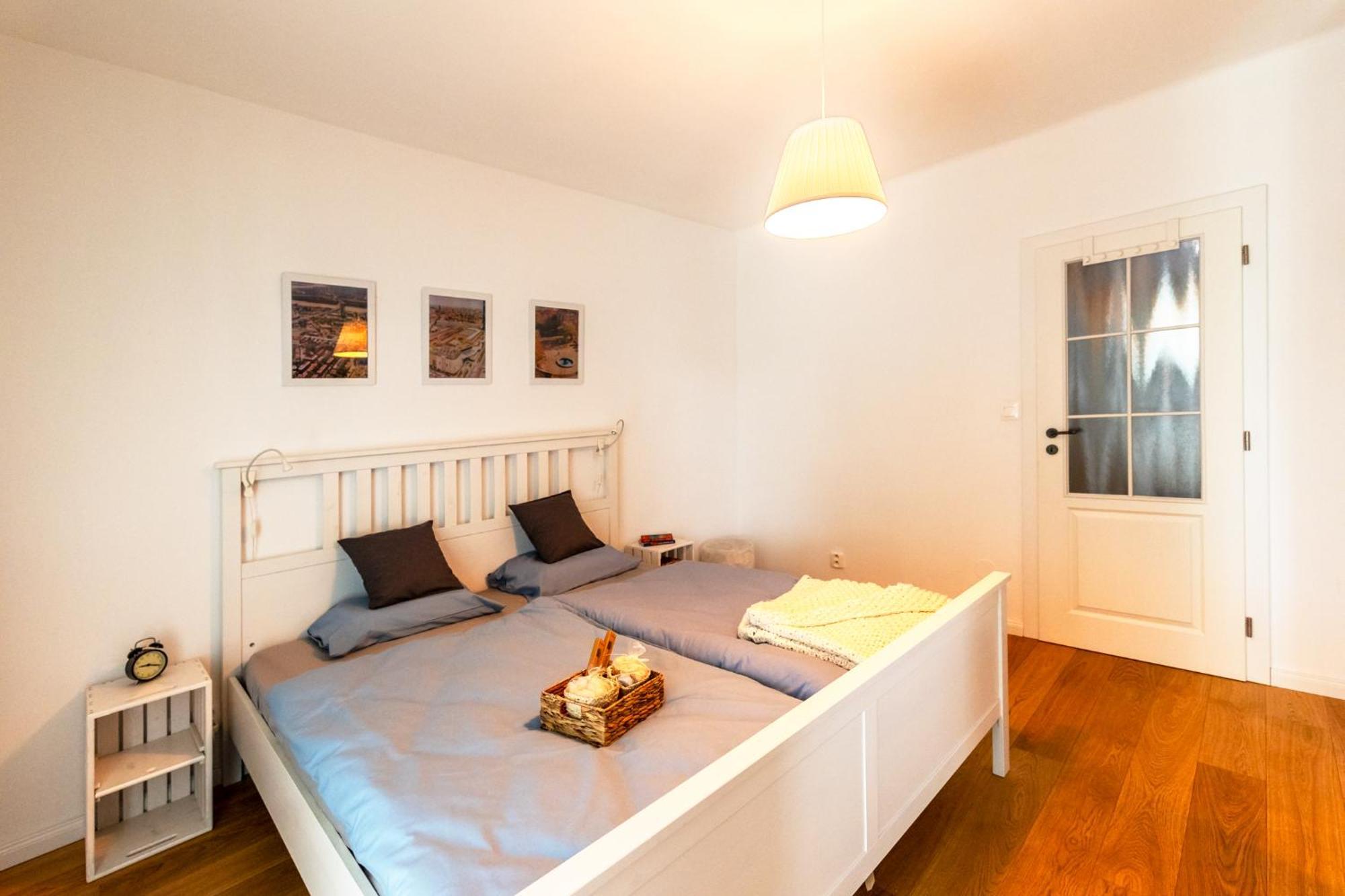 Quiet Apartment In New City Center, Nivy Μπρατισλάβα Εξωτερικό φωτογραφία